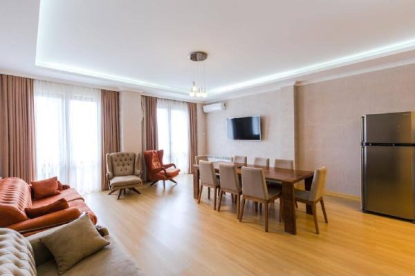 Chavchavadze 1 | Kiralık 3+1 Daire | 132 m² | 3. Kat | 1800$