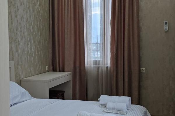 باغراتيوني 161 | شقة للإيجار 3 غرف | 150 م² | الطابق 21 | 1200$