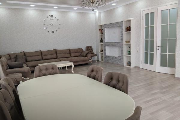 باغراتيوني 161 | شقة للإيجار 3 غرف | 150 م² | الطابق 21 | 1200$