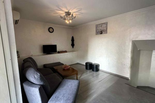 D tavdadebuli 10 | Kiralık 1+1 Daire | 50 m² | 3. Kat | 370$/aylık