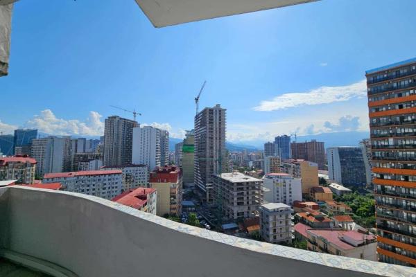 Kobaladze 8 | Kiralık 1+1 Daire | 45 m² | 16. Kat | 450$/aylık