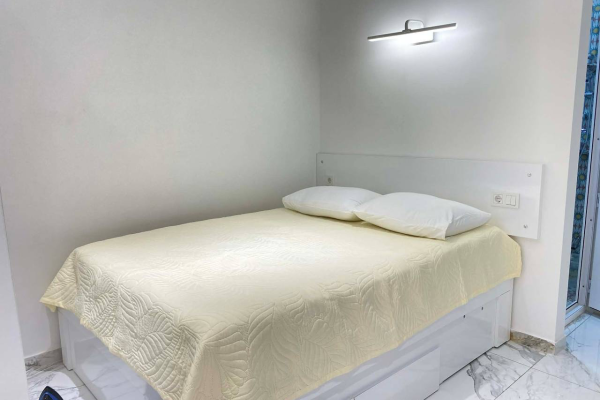 Inasaridze 16a | Kiralık Stüdyo Daire | 28 m² | 3. Kat | 350$/aylık