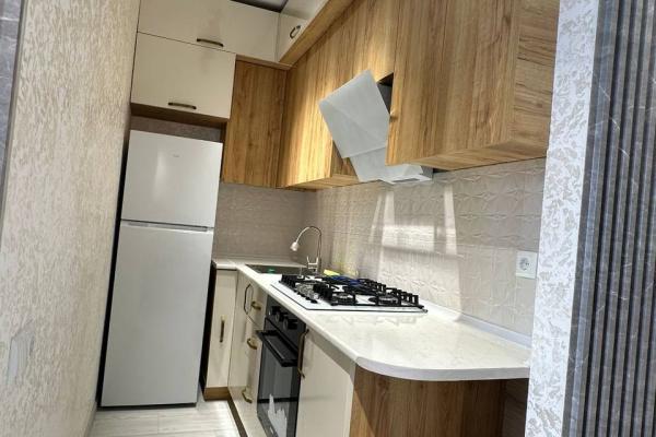 Abuseridze Caddesi 45 | Kiralık 1+1 Daire | 52 m² | 15. Kat | 450$/aylık