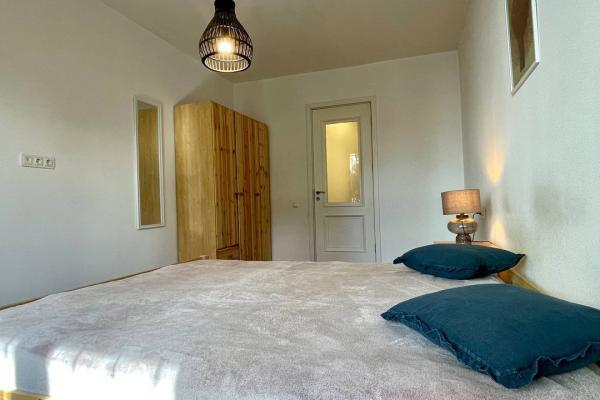 26 Mayıs 16 no | Kiralık 2+1 Daire | 82 m² | 1. Kat | 1000$/aylık