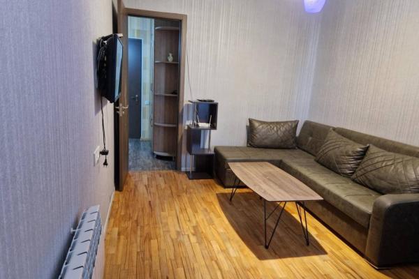 شارع بيروسماني 18 | شقة 1+1 للإيجار | 50 م² | الطابق 9 | 400$/شهرياً