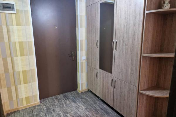 شارع بيروسماني 18 | شقة 1+1 للإيجار | 50 م² | الطابق 9 | 400$/شهرياً