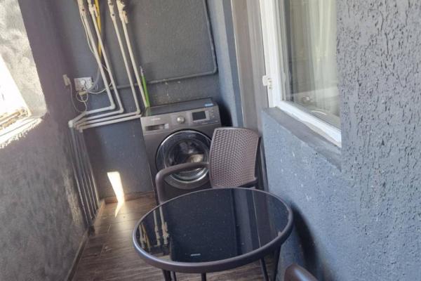 شارع بيروسماني 18 | شقة 1+1 للإيجار | 50 م² | الطابق 9 | 400$/شهرياً