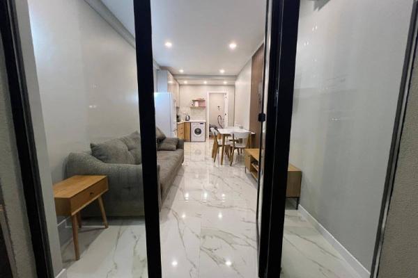 რუსთაველის ქუჩა 10 | ქირავნობა 1+1 ბინა | 50 მ² | 6-ე სართული | 500$/თვეში