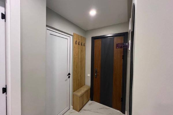 რუსთაველის ქუჩა 10 | ქირავნობა 1+1 ბინა | 50 მ² | 6-ე სართული | 500$/თვეში