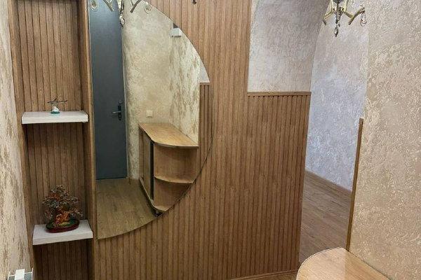 შ. ჰიმშიასვილი 9 | ქირავდება 2+1 ბინა | 100 მ² | 5-ე სართული | 900$/თვეში