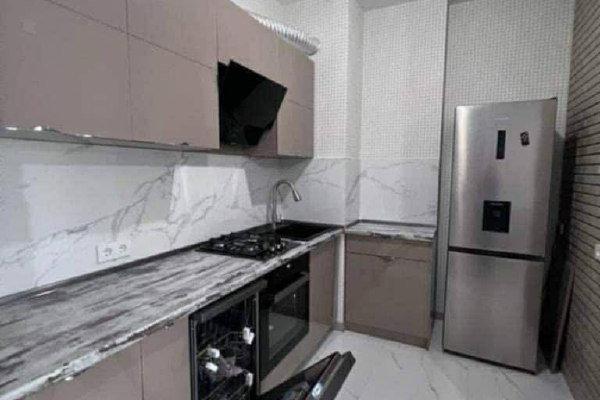 შარტავა 8 | ქირავდება 2+1 ბინა | 75 მ² | 23-ე სართული | 1000$/თვეში