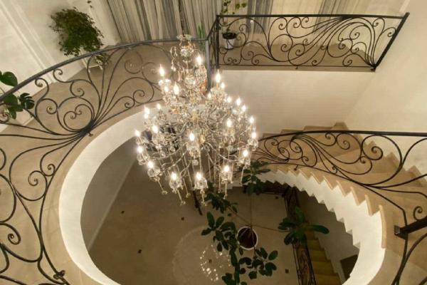 Дом в аренду в Магинджаури | 5 спален | 300 м² | Сад | 3,000$