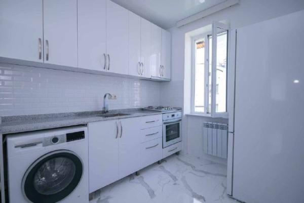 Лермонтов 115 | 2+1 Квартира в аренду | 65 м² | 5-й этаж | 450$