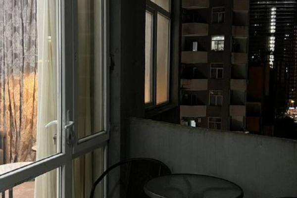 كوبالادزي 8أ | شقة 1+1 للإيجار | 50 م² | الطابق 10 | 450$