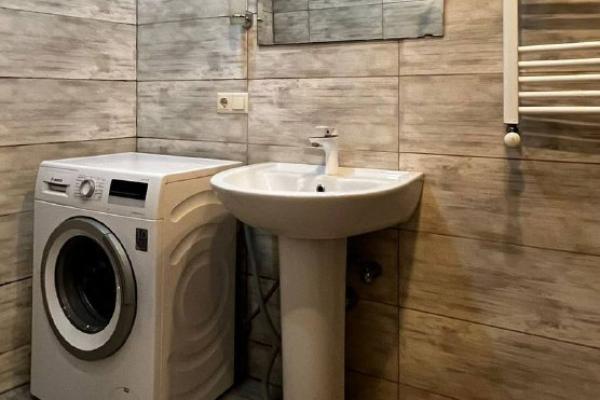 كوبالادزي 8أ | شقة 1+1 للإيجار | 50 م² | الطابق 10 | 450$