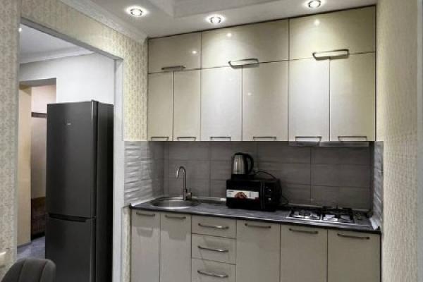 كوبالادزي 8أ | شقة 1+1 للإيجار | 50 م² | الطابق 10 | 450$