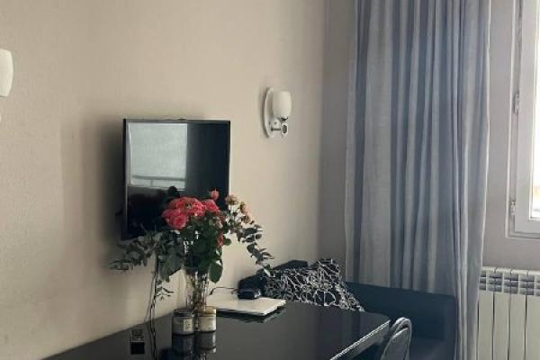 غودياشفلي 12 | شقة للإيجار 1+1 | 48 م² | الطابق 6 | 500$