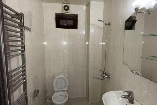Gorgiladze 19a | Kiralık 2+1 Ev | 2 Kat | Bahçesiz | Evcil Hayvan Dostu | 700$