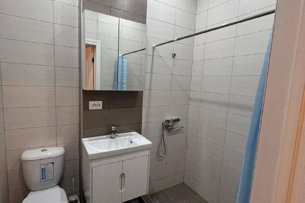 س. خيمشيشفيلي 32 | شقة 1+1 للإيجار | 45 م² | الطابق 10 | 450$