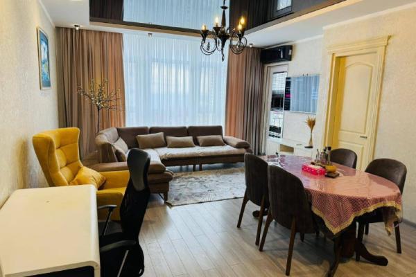 إنساريدزي 7 | شقة 1+1 للإيجار | 60 م² | الطابق 14 | 650$