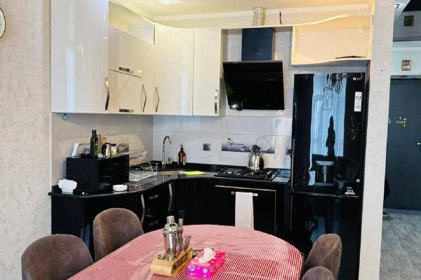 إنساريدزي 7 | شقة 1+1 للإيجار | 60 م² | الطابق 14 | 650$