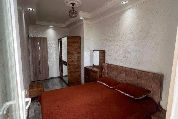 აბუსერიძის 5 | ქირავდება 1+1 ბინა | 47 მ² | 22-ე სართული | 400$