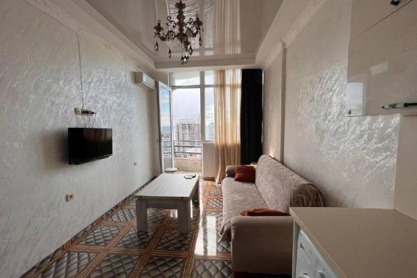 აბუსერიძის 5 | ქირავდება 1+1 ბინა | 47 მ² | 22-ე სართული | 400$