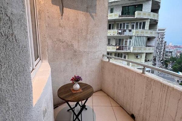 გორგილაძე 98 | ქირავდება 1+1 ბინა | 43 მ² | 16-ე სართული | 450$