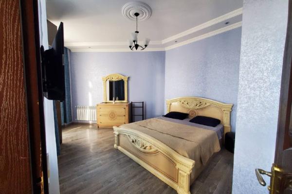 გორგილაძე 98 | ქირავდება 1+1 ბინა | 43 მ² | 16-ე სართული | 450$