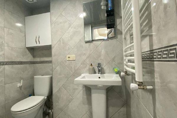 დ. ტავდადებული 109 | ქირავდება 1+1 ბინა | 40 მ² | 9-ე სართული | 450$