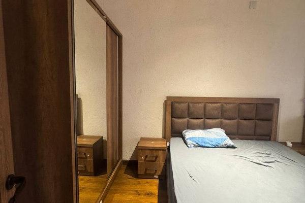 აგმაშენებლი 25 | ქირავდება 1+1 ბინა | 45 მ² | 4-ე სართული | 400$