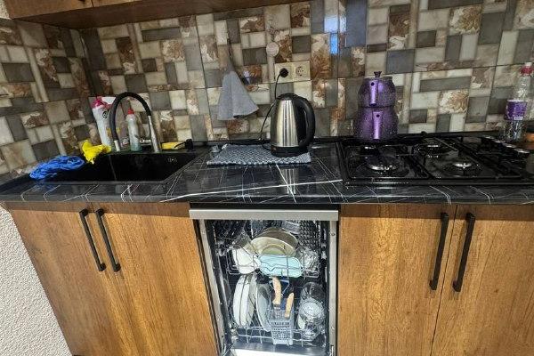 აგმაშენებლი 25 | ქირავდება 1+1 ბინა | 45 მ² | 4-ე სართული | 400$