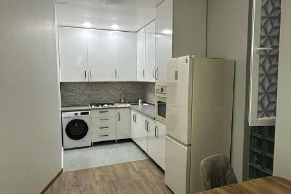 T. Abuseridze 51 | Kiralık 2+1 Daire | 75 m² | 20. Kat | 700$