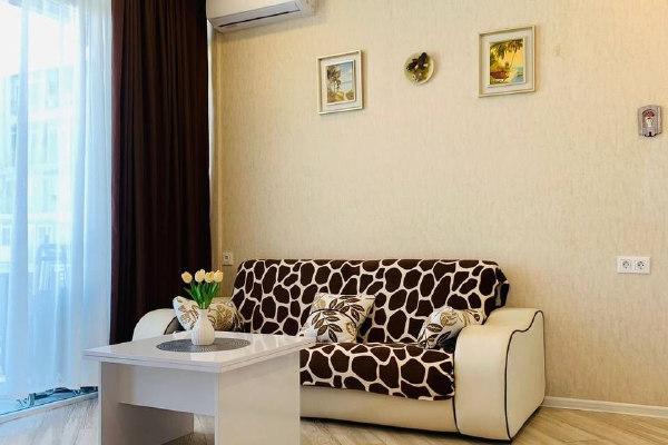 ხიმშიშვილის ქუჩა | 2+1 ბინა ქირავდება | 50 მ² | 10-ე სართული | 600$