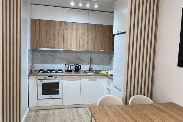 زغفيس بيري 1 | شقة للإيجار 1+1 | 53 م² | الطابق 12 | 600$