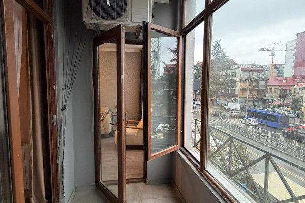 Zubalashvili 37 | Kiralık 1+1 Daire | 65 m² | 3. Kat | 700$