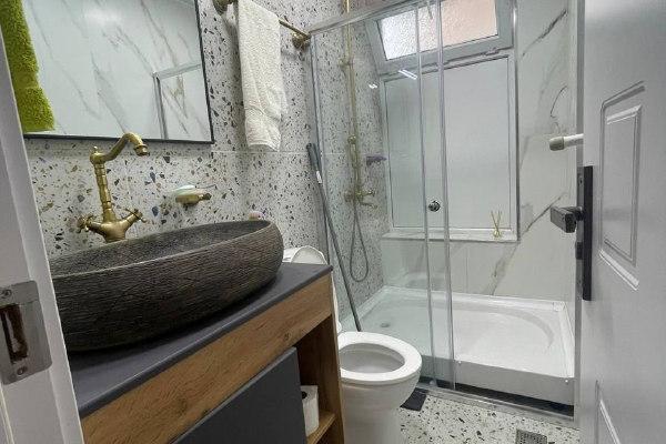 Rustaveli 8 | 1+1 Apartment for Rent | 40 m² | 4th Floor | $450