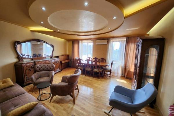 Chereteli Street 6 | 2+1 Apartment for Rent | 120 m² | 3rd Floor | $650