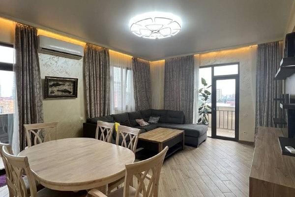 Bagrationi 129 | Kiralık 2+1 Daire | 104 m² | Merkezi Isıtma | 750$