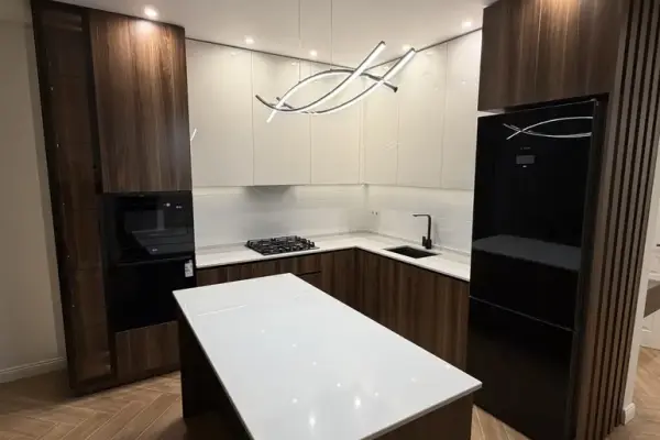 شارع شالوا إيناساريدزي 7 | شقة 2+1 للبيع | 95 م² | الطابق 10 | 215000$