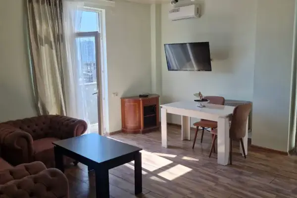 ديفيد أغمشنبيلي 181أ | شقة 2+1 للإيجار | 80 م² | الطابق 12 | 500$