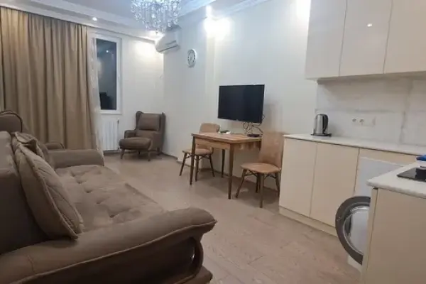 Leonidze 2 | Kiralık 1+1 Daire | 50 m² | 3. Kat | 1100$