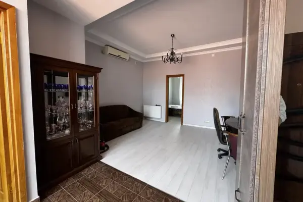 Merab Kostava 23 | Kiralık 2+1 Daire | 80 m² | 2. Kat | 1100$